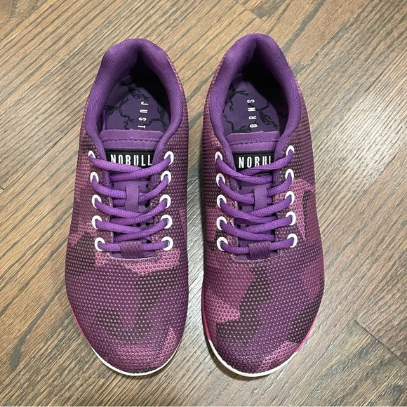 NOBULL PURPLE CAMO TRAINERS Women 6.5 Mens 5 - Picture 2 of 10